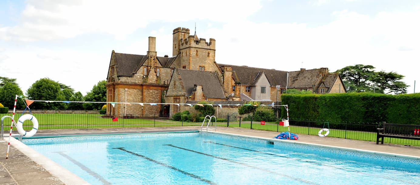 Winchester House School